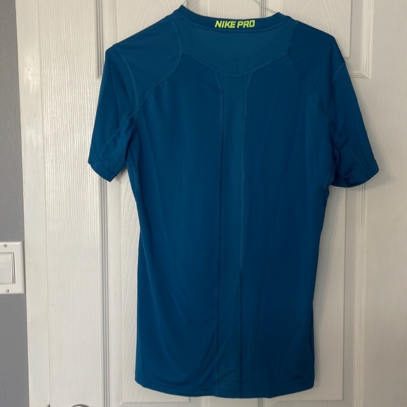 Men’s Nike Pro Compression T-Shirt - Picture 2 of 4